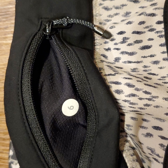 Lululemon Run: Speed Sz 6 Short 4-way Stretch Dottie Dash Grain Black / Black - Picture 4 of 6